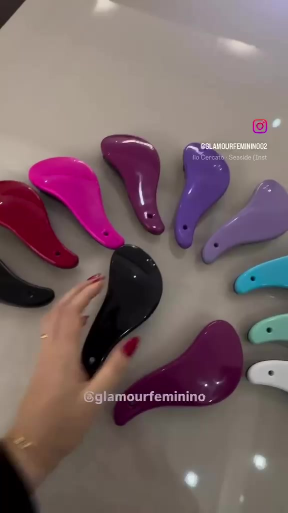 Kit 10 Escovas Mágicas premium pra cabelo - Anti Frizz - De Desembaraçar Cabelo - Glamour Feminino